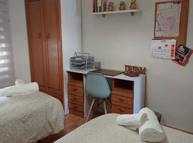 Bermejo Piso En El Centro Con Wifi * Леон